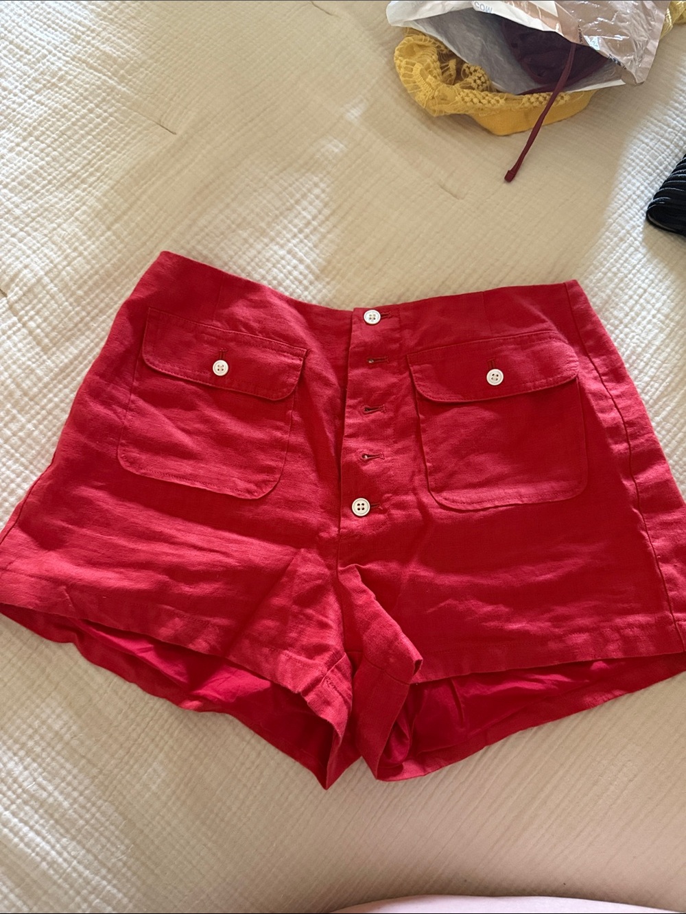 DOEN DARLING Scarlet High-Rise Button-Front Linen Shorts - Picture 3 of 8